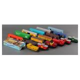 (17) HO Scale Freight Cars & Cabooses