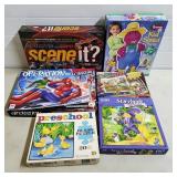 Lot of 6 Puzzles & Board Games