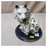 Wellington Collection Wolf Sculpture