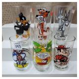 Looney Tunes Glasses, Snoopy Glass