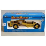 ERTL Mighter Movers Cat 631E Wheet Tractor