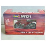 Revell Diecast 1:12 BMW R 110 RS Touring