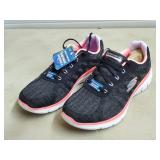 NEW Skechers Women