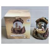 Musical Nativity Waterball, NIB