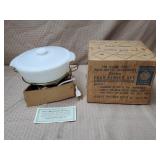 Vtg Anchor Hocking Fire-King Warm-O-Tray set