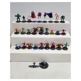 Lot of Marvel & DC HeroClix Figurines w/ Case