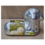 1976 Wilton Little Lamb Cake Holiday Pan w/ Label