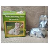 1978 Wilton Bunny Cake Holiday Pan Set w/ Box