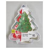 1988 Wilton Christmas Tree Aluminum Cake Pan