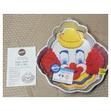 1989 Wilton Happy Clown Aluminum Cake Pan w/ Label