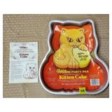 1979 Wilton Kitten Aluminum Cake Pan w/ Label