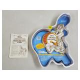 1983 Wilton Bugs Bunny Aluminum Cake Pan w/ Label