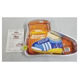 1979 Wilton Aluminum Shoe Cake Pan w/