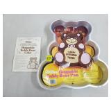 1982 Wilton Huggable Teddy Bear Aluminum Cake Pan