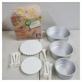 1987 Wilton 3-Tier Round Pan & Separator Set