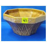 Royal Haeger #834 Colonial Drum Octagonial Planter