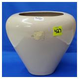 Royal Haeger MCM Beige Pottery Vase - 8" H