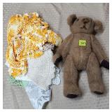 Stieff Style Bear & Doilies, Don