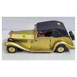 Vintage Automobile Whiskey Decanter Bar Set