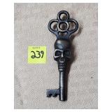 Cast Iron .Skull Design Skeleton Key
