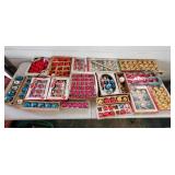 Large Lot of Vintage Glass Xmas Ornaments