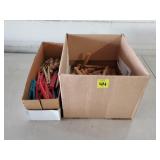 Lot of Vintage Wood Clothes Pins, Plastic Clothes