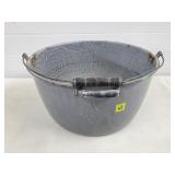 Vtg Large Graniteware Pot w/ Bail & Handle Grey