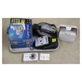 Sony Cyber-Shot DSC-P93 Digital Camera, Vivitar
