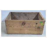 Vintage Yale Washington State Pears Wood Crate