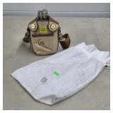 US Canteen w/ Leather Case & Cloth Bag