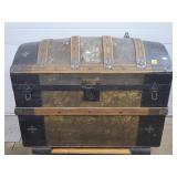 Antique Victorian Humpback Trunk w/ Cedar Lining