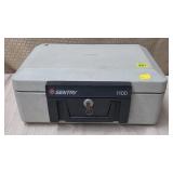Sentry 1100 Safe w/ Key