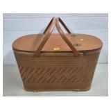 Vintage Redwing Picnic Basket