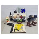 Large Lot of Vintage Misc. Collectibles & Decor