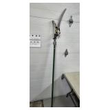 Long-Reach Pole Pruner/Tree Trimmer