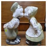 Dutch Boy & Girl Kissing Concrete Statues