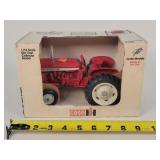 1/16 International 606 Tractor
