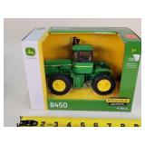 1/32 John Deere 8450 4WD Tractor