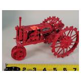 1/16 Farmall F12 - Signed