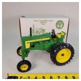 1/16 John Deere 720 High Crop Tractor