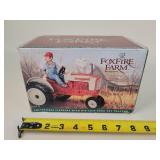 1/16 Ford 901 Select Speed Tractor