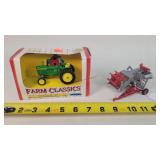 1/43 JD 4010 Tractor & Case Combine