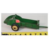Antique 1/16 John Deere Manure Spreader