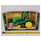 1/16 John Deere 8520T & 1/64 Tractor Set