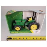 1/16 John Deere 6200 MFWD Tractor