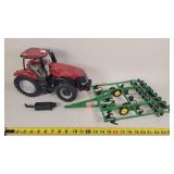 1/16 Case IH 340 Tractor & John Deere Cultivator