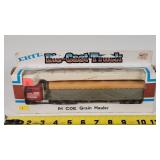 1/64 IH Coe Grain Hauler Semi