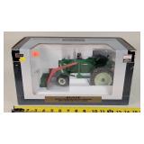 1/16 Oliver 880 Gas Tractor w/ Loader