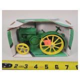 1/16 John Deere Model D Tractor