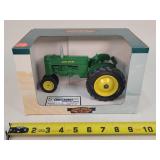 1/16 John Deere MT Tractor